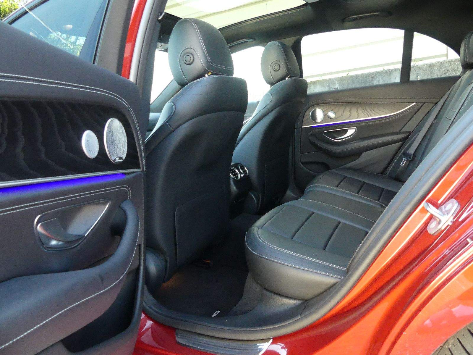 MERCEDES-BENZ E 350d AMG Line Burmester Widesc. AHK Panorama
