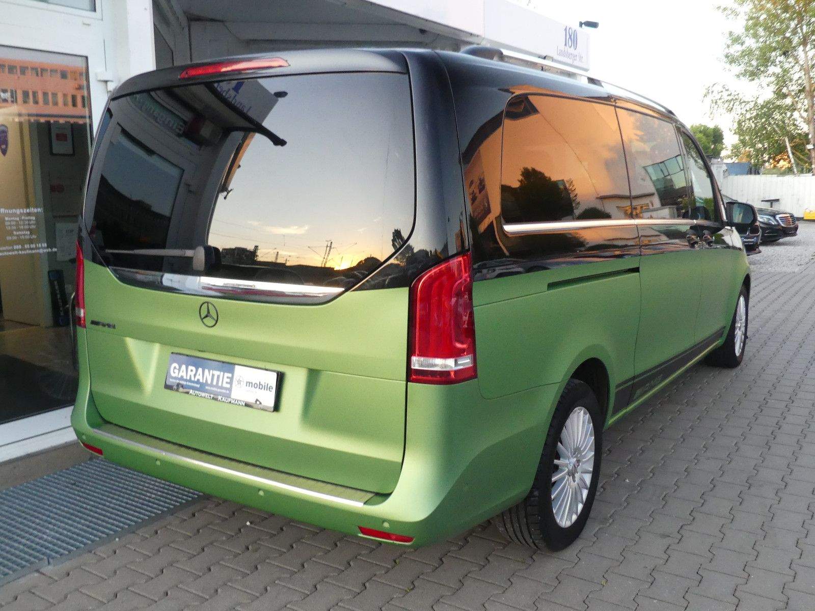 MERCEDES-BENZ V250 CDI Extra Lang LED Kam. Volleder 8-Sitzer