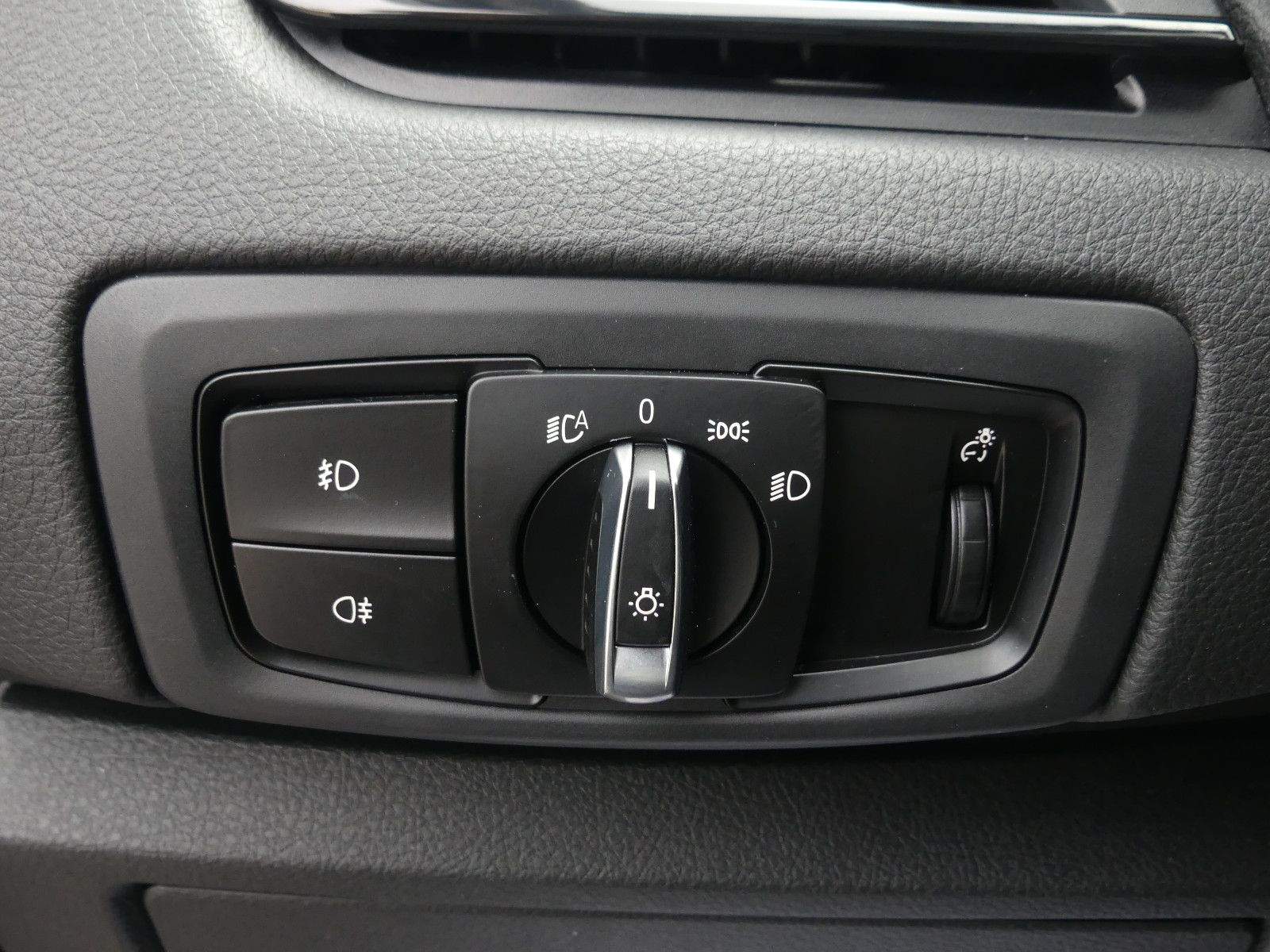 BMW 220d GT xDrive Aut. LED AHK Leder ACC Navi