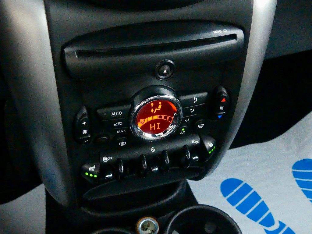 MINI Cooper D Countryman Aut. Black Pepper Panorama