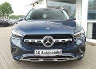MERCEDES-BENZ GLA250e Multibeam ACC Panorama 360° AHK CarPlay