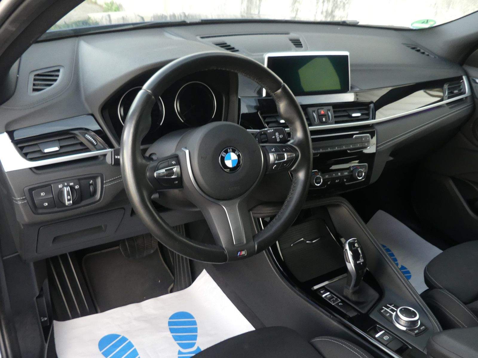 BMW X2 sDrive 20i Advantage Plus LED Kam Navi Sitzh.