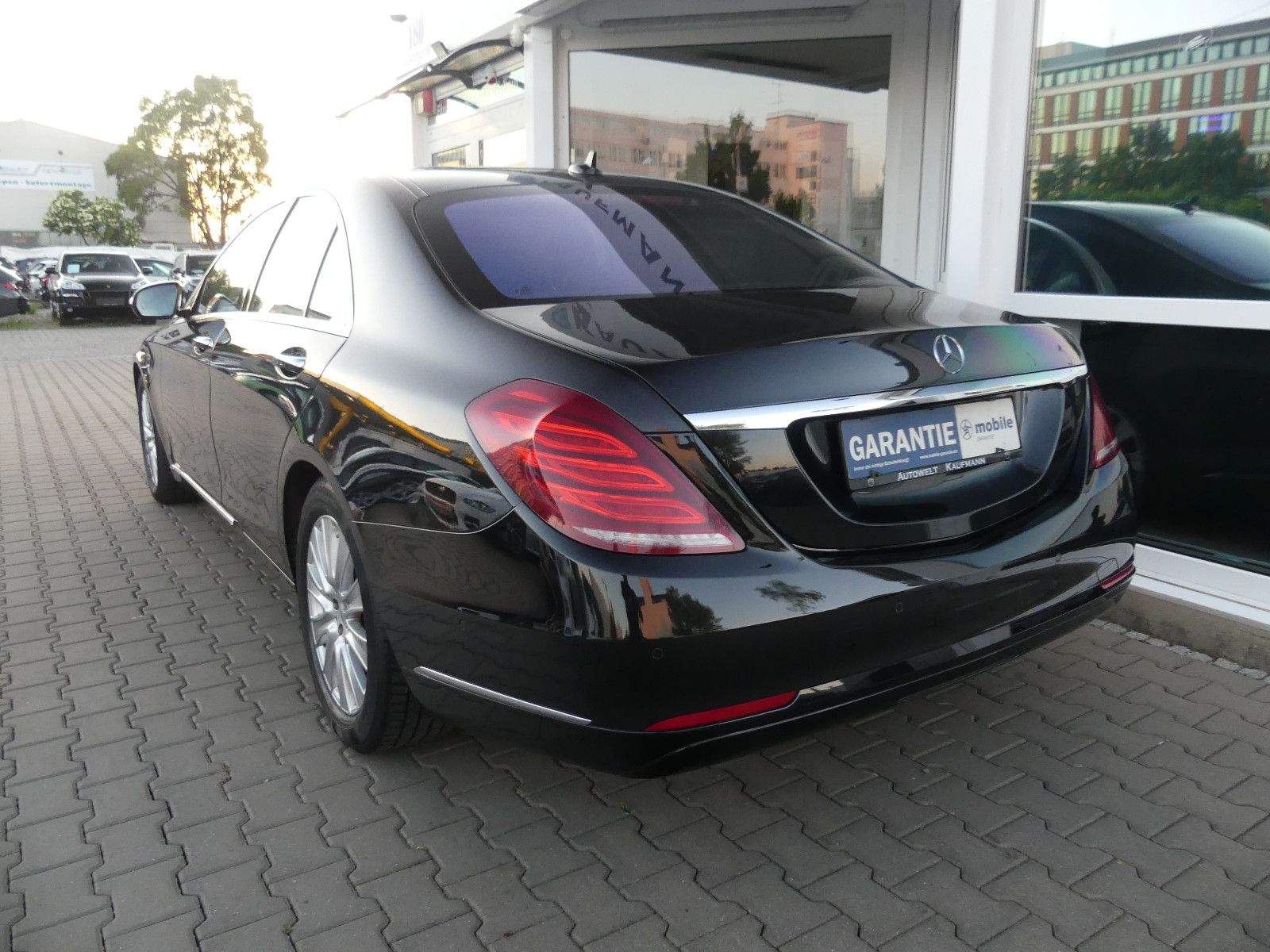 MERCEDES-BENZ S350D BlueTec 4-Matic LED+ Pano 360° HUD Burmest
