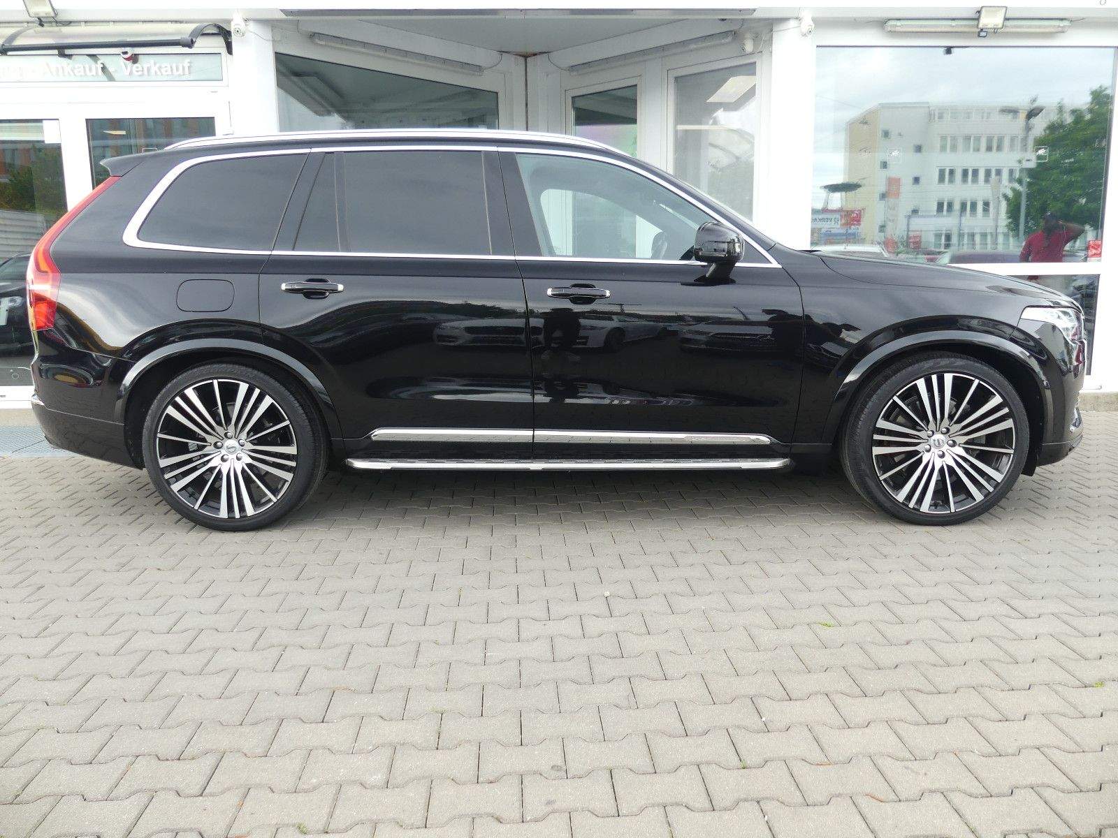 VOLVO XC90 Inscr. T8 AWD 7-sitz HUD Pano B&O AHK 22"