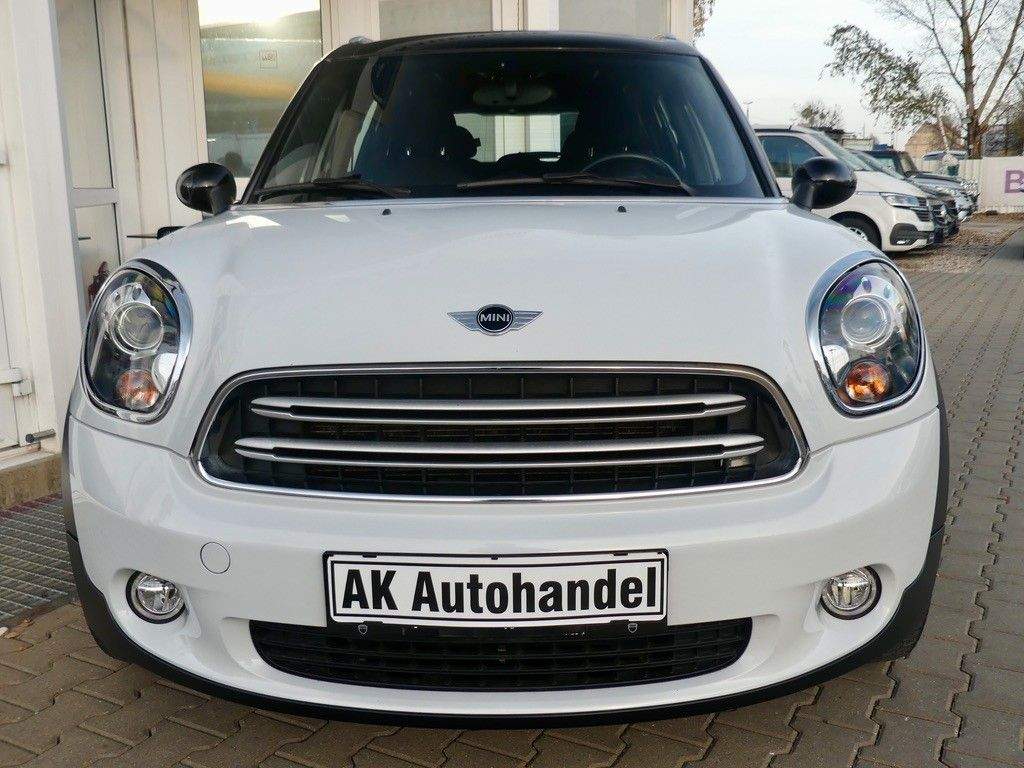 MINI Cooper D Countryman Aut. Black Pepper Panorama