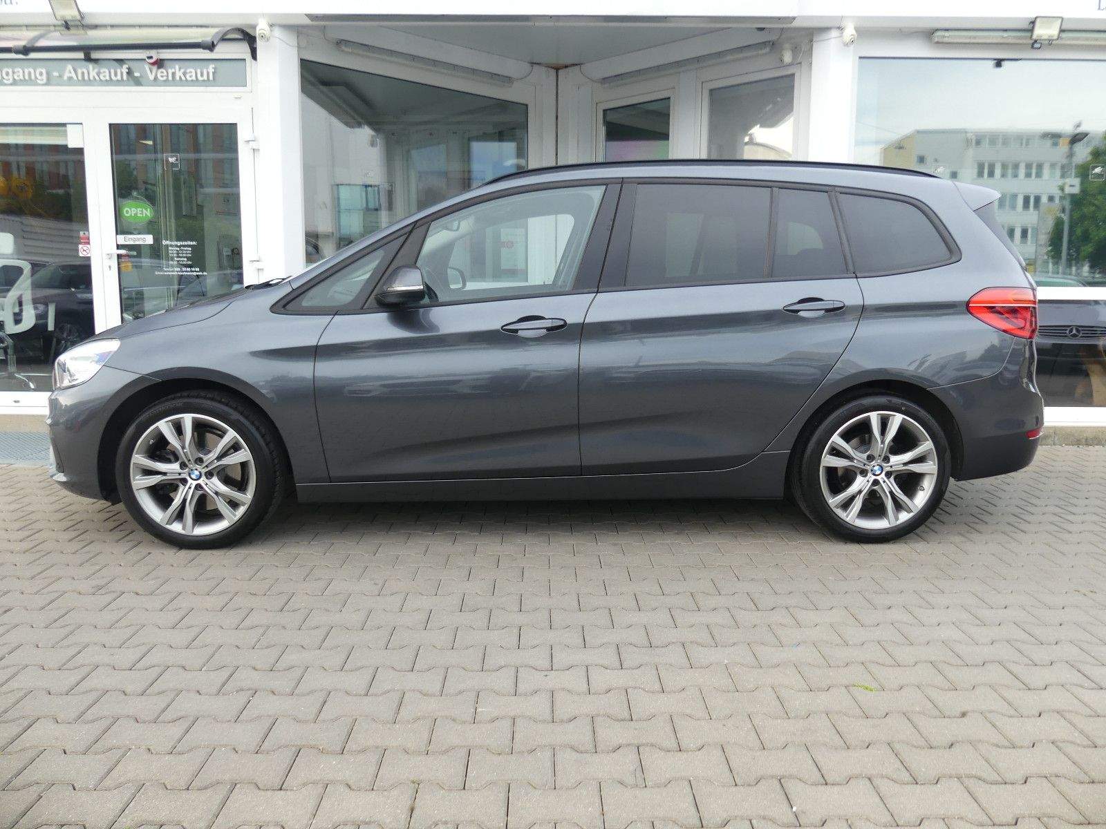 BMW 220d GT xDrive Aut. LED AHK Leder ACC Navi