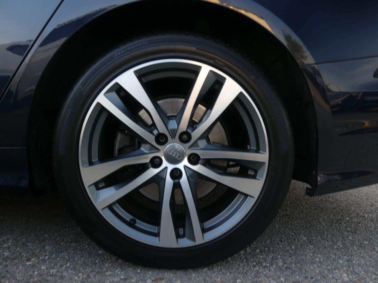 AUDI A6 50 TDI quattro sport S-Line LED AHK Panorama