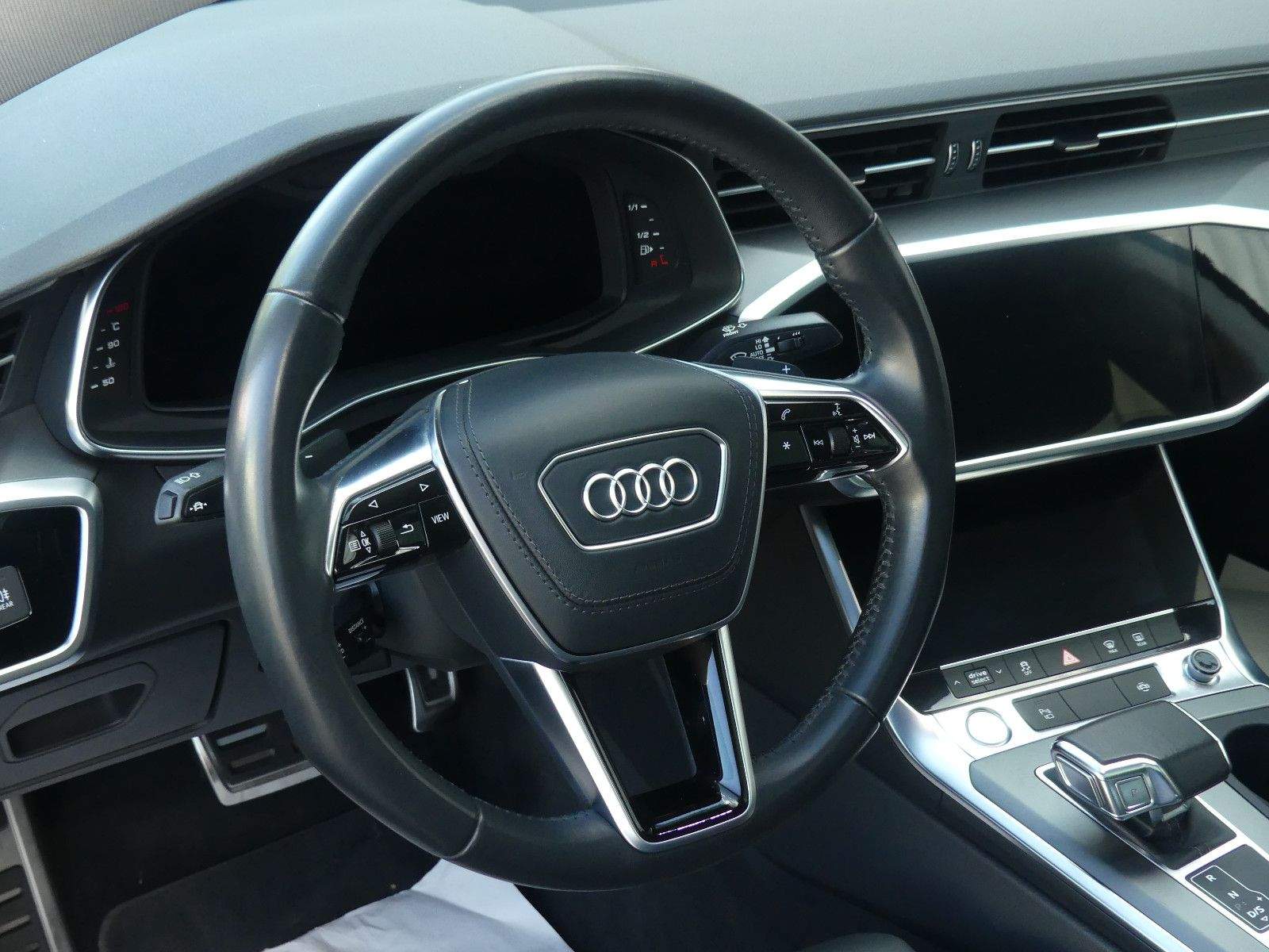 AUDI A7 SB 55TFSI quattro ACC Matrix Leder Pano Luft.