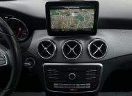 MERCEDES-BENZ GLA180 Urban Night LED PDC AHK Navi Tempomat