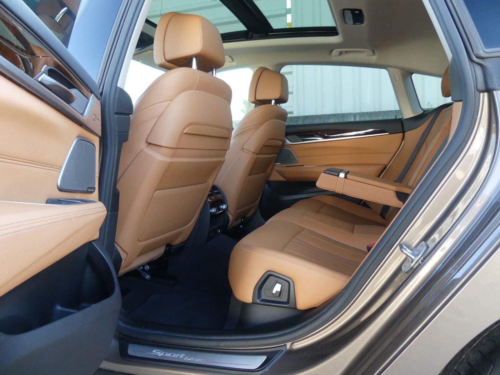 BMW 630d GT xDrive Sport Line AHK HUD Navi-Pro