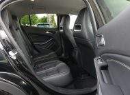 MERCEDES-BENZ GLA180 Urban Night LED PDC AHK Navi Tempomat