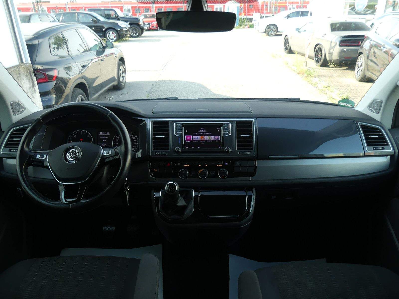 VW T6 Multivan Comfortline LED ACC AHK CarPlay 7-Si