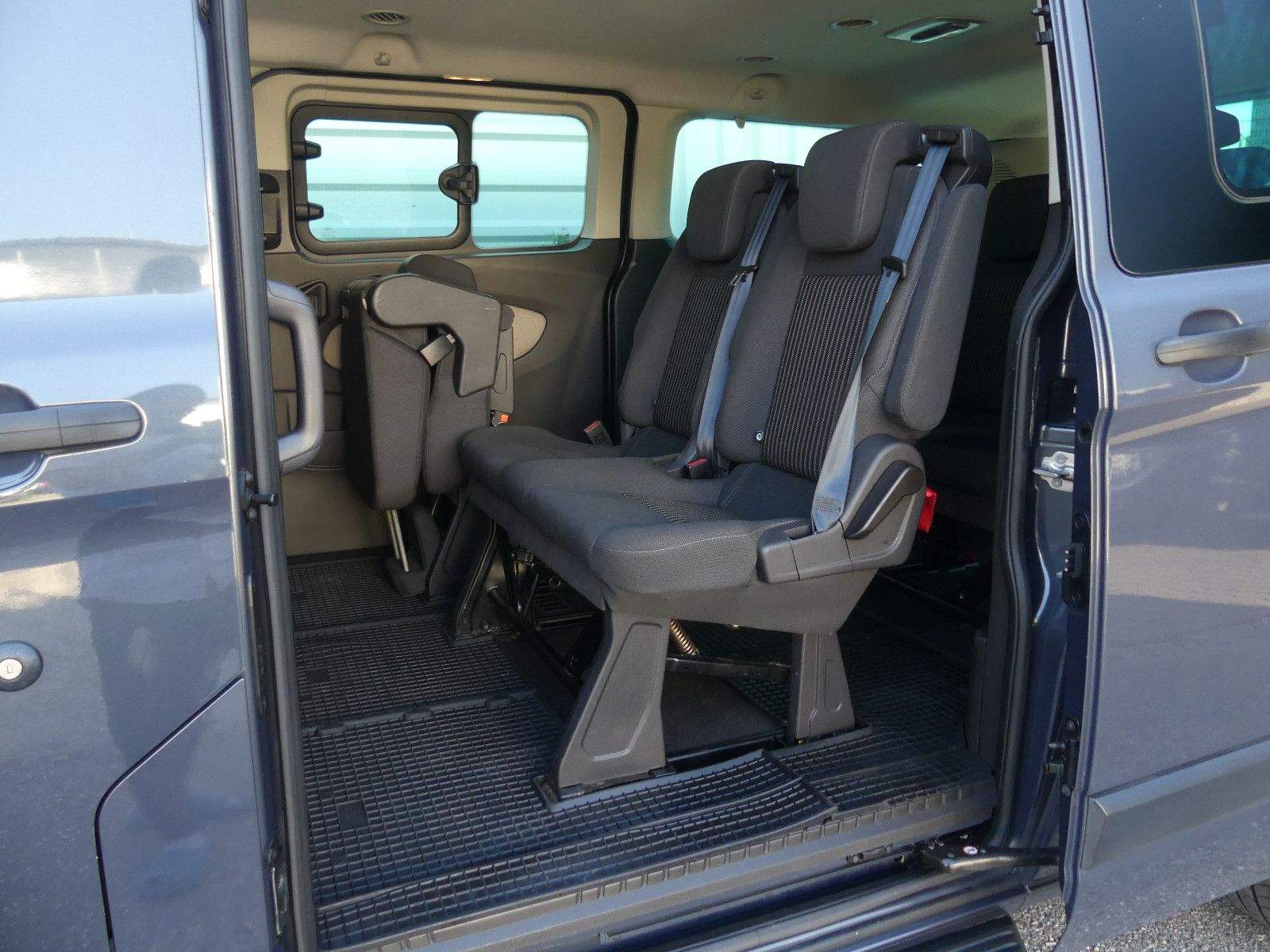 FORD Transit/Tourneo Custom Kombi 300 L2 Tourneo Tren