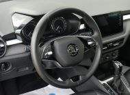 SKODA Fabia Tour Aut. LED PDC CarPlay Android Spürhalt