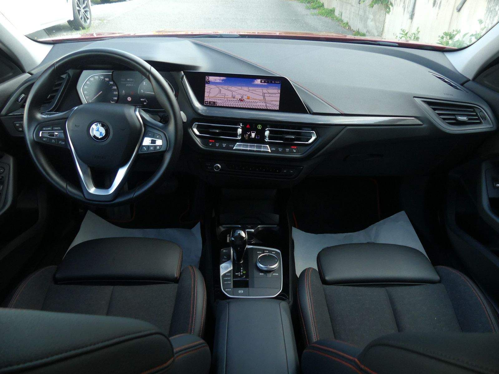 BMW 118i SportLine LED PDC LCP Spurh.CarPlay Android