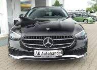 MERCEDES-BENZ E220D T Avantgarde LED Kamera MBUX CarPlay