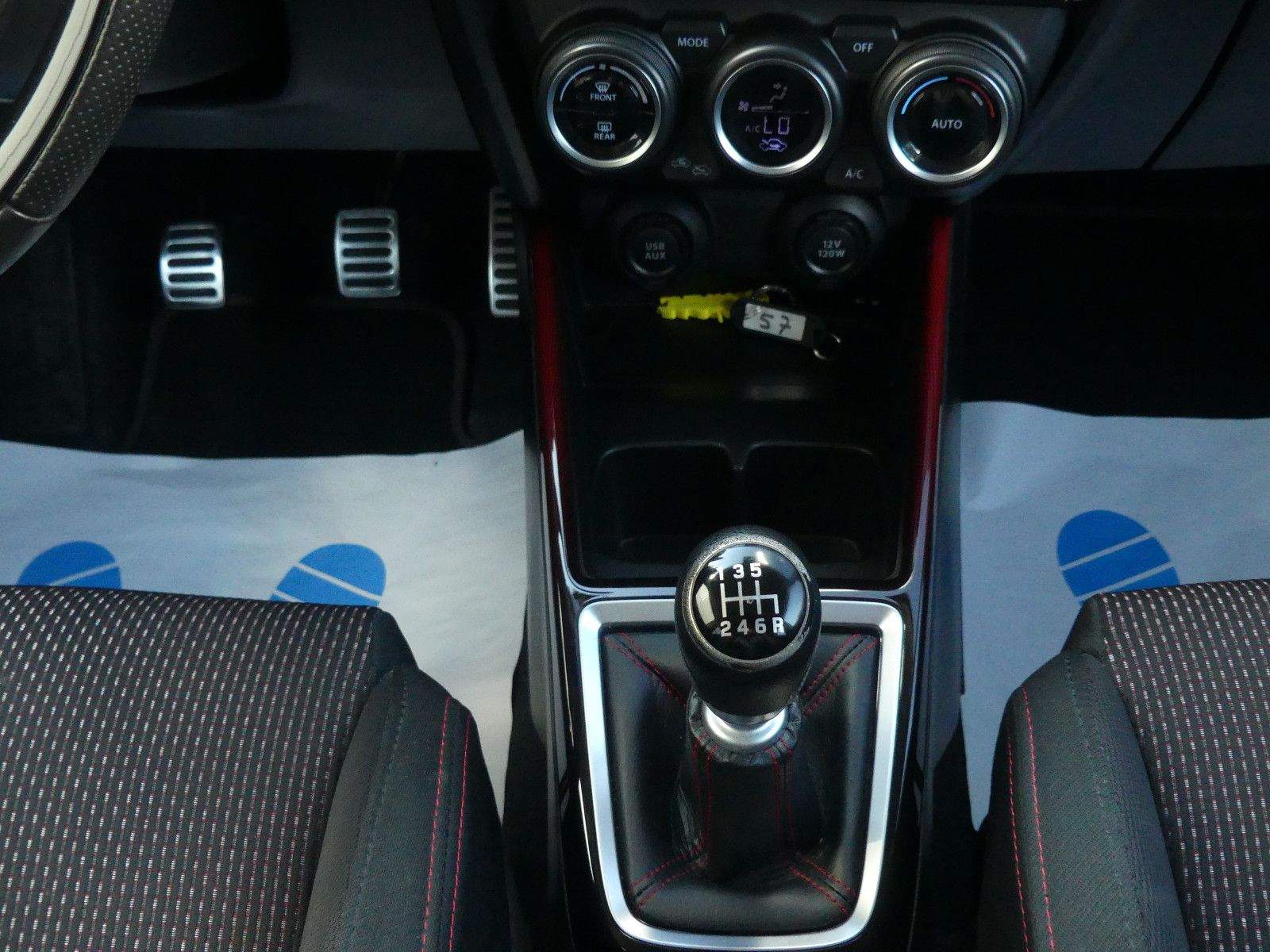 SUZUKI Swift Sport LED ACC Kam. Navi Carbon-Look 1.Hand
