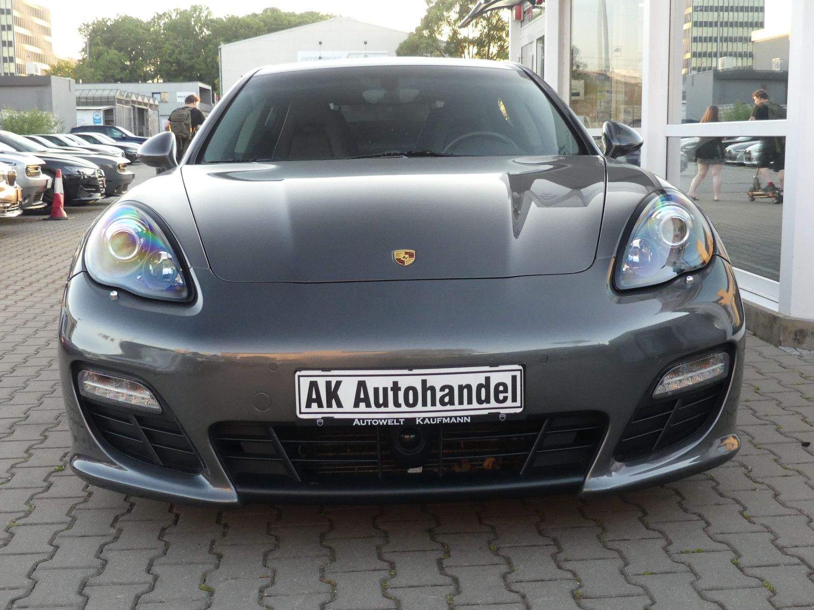 PORSCHE Panamera 4S Navi Kamera Bose Glasdach Xenon