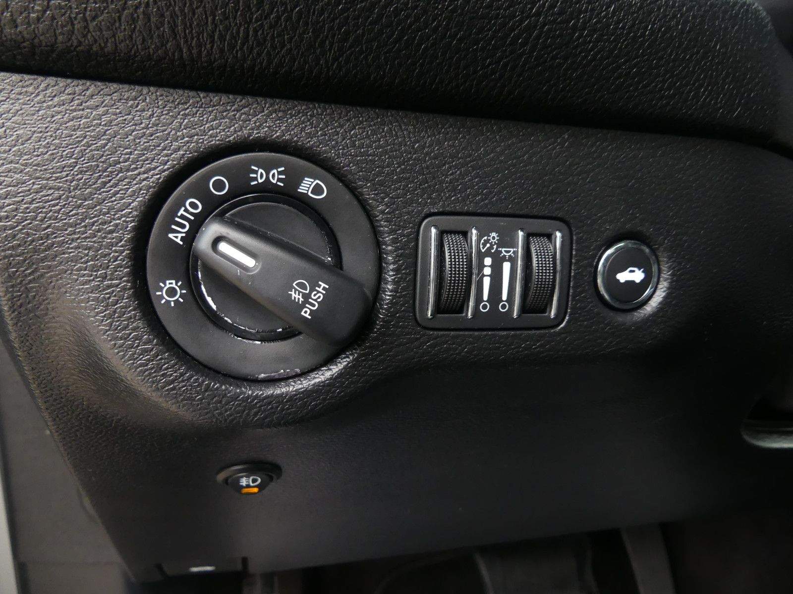 DODGE Challenger 3.6 V6 SXT CarPlay Android