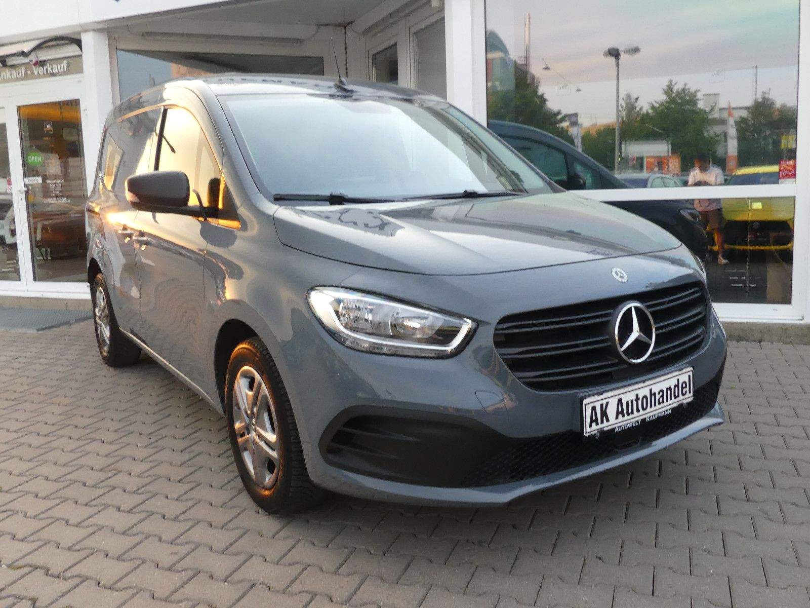 MERCEDES-BENZ Citan Kasten 112 CDI Aut. PRO MBUX Navi 1. Hand