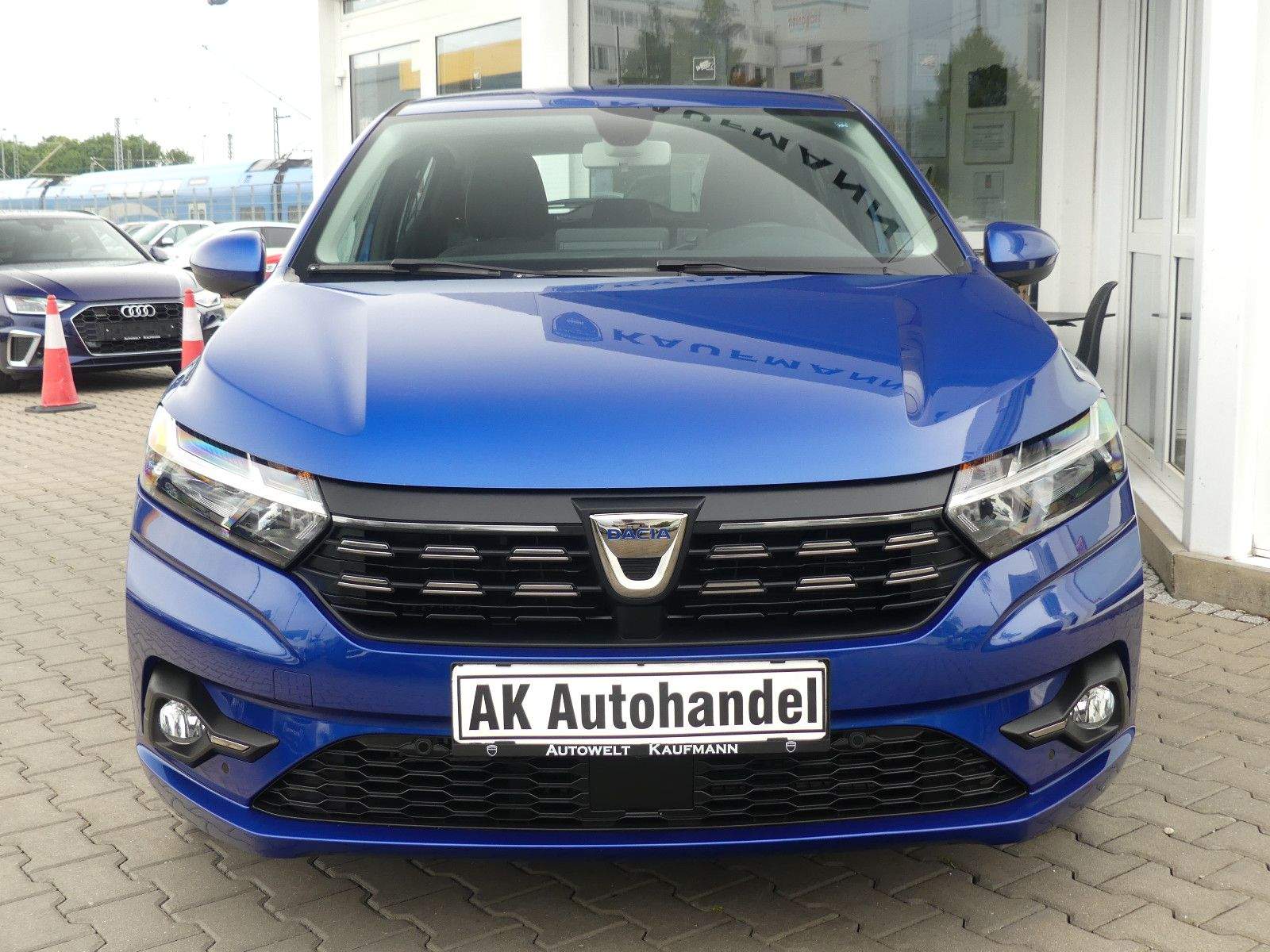 DACIA Sandero III Comfort TCe LED Kamera CarPlay Navi