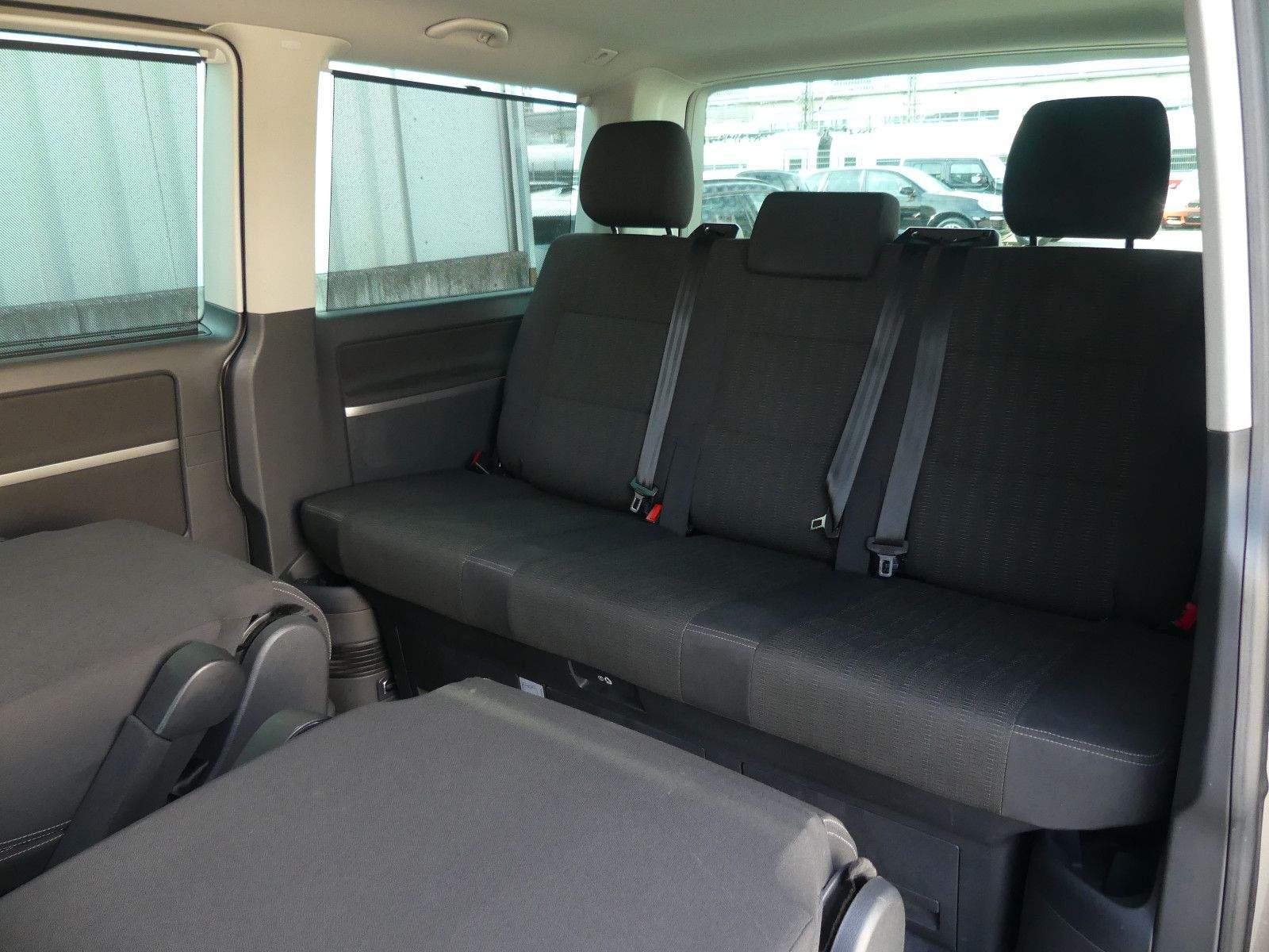 VW T6 Multivan Comfortline LED ACC AHK CarPlay 7-Si