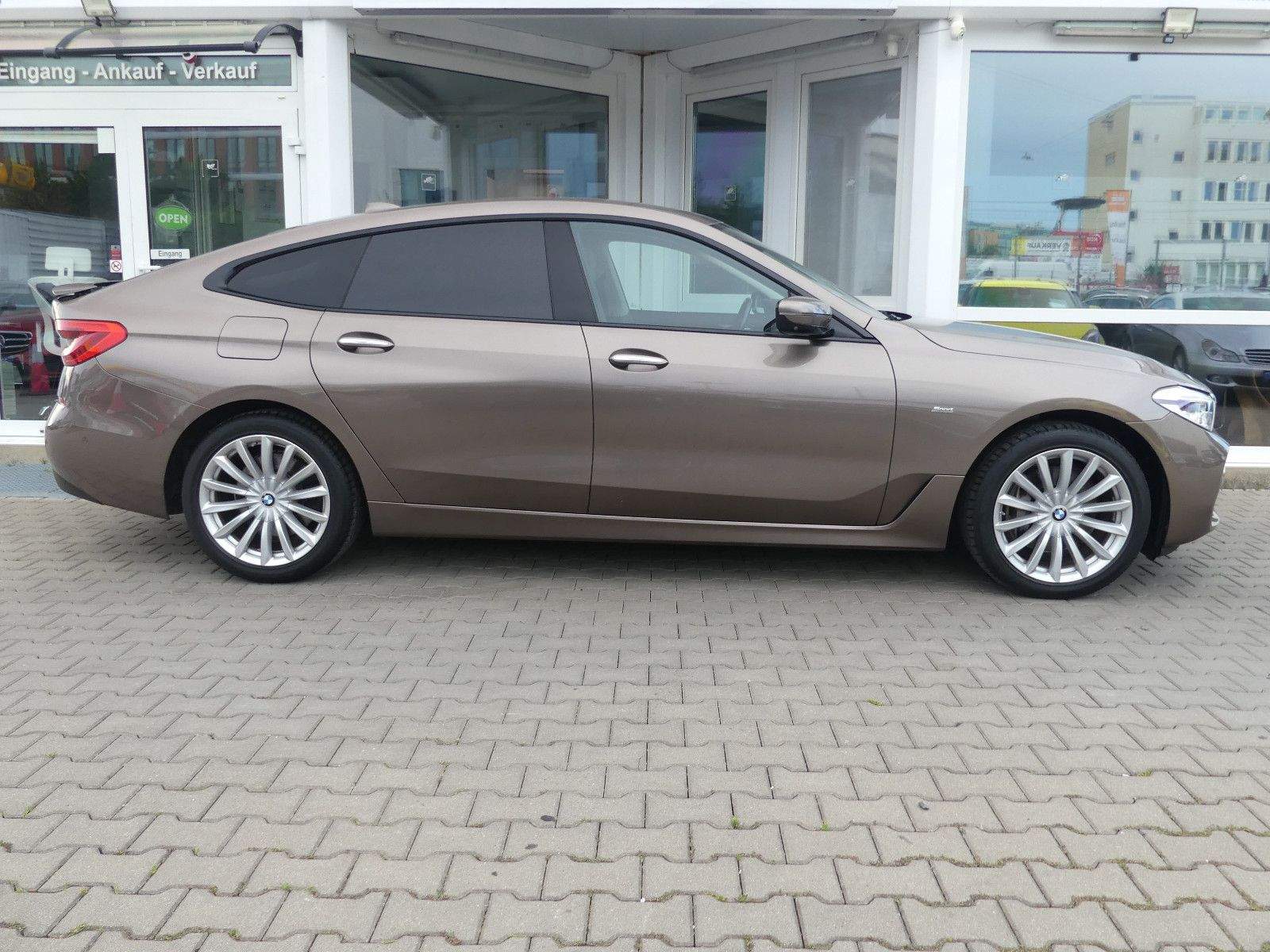 BMW 630d GT xDrive Sport Line AHK HUD Navi-Pro