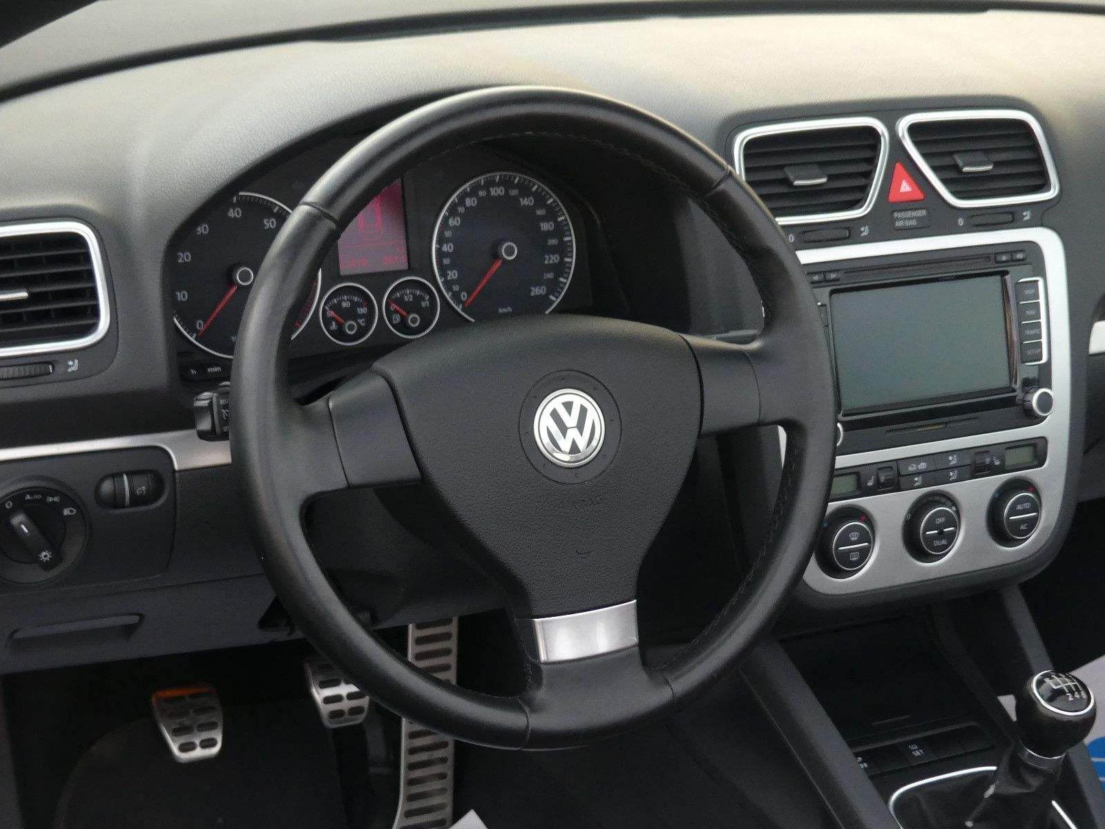 VW Eos 2.0TSI Edition 2009 Xenon PDC Volleder Navi