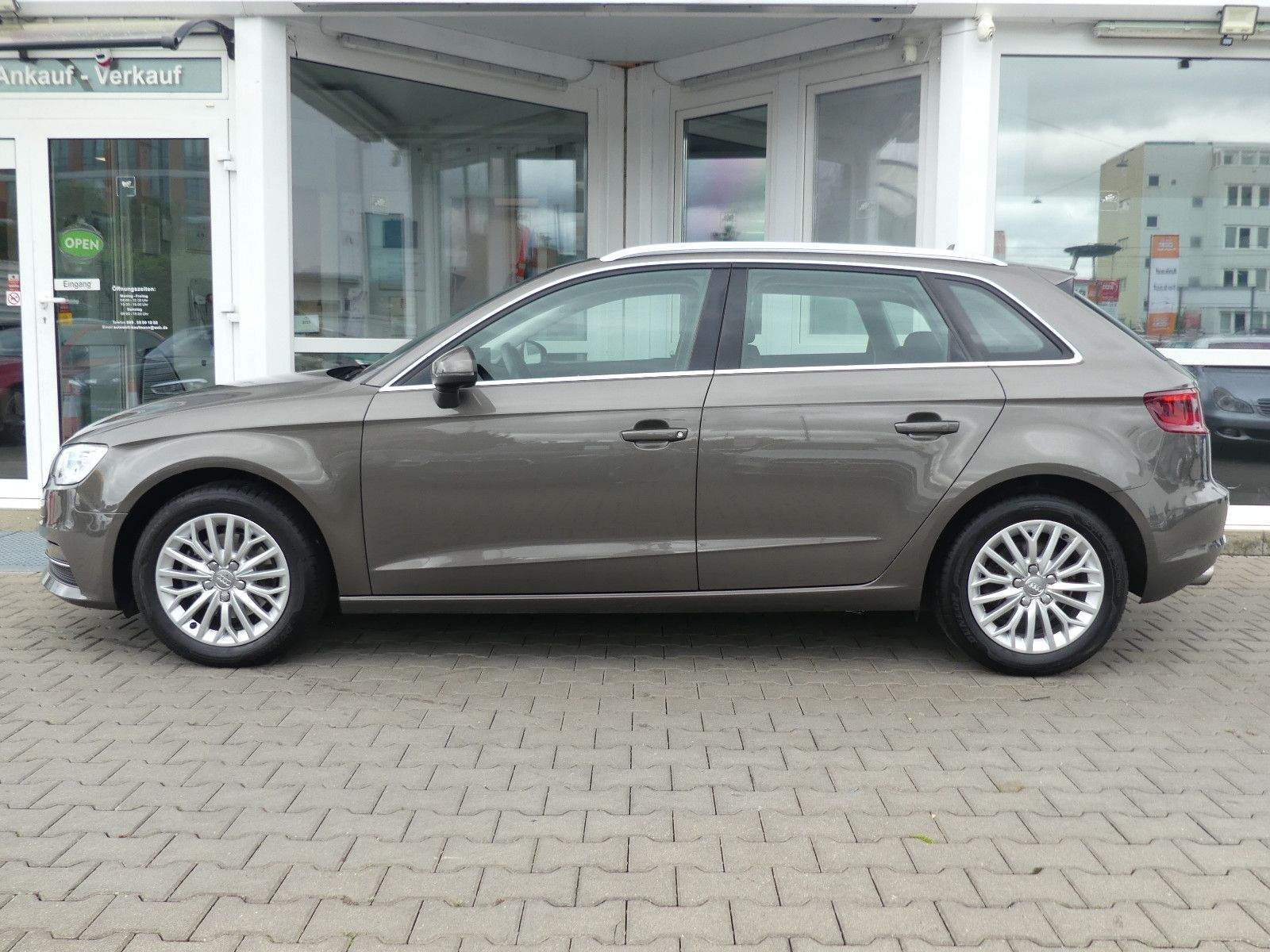 AUDI A3 Sportback Ambient Autom ACC Ultr Bi-Xen. Pano