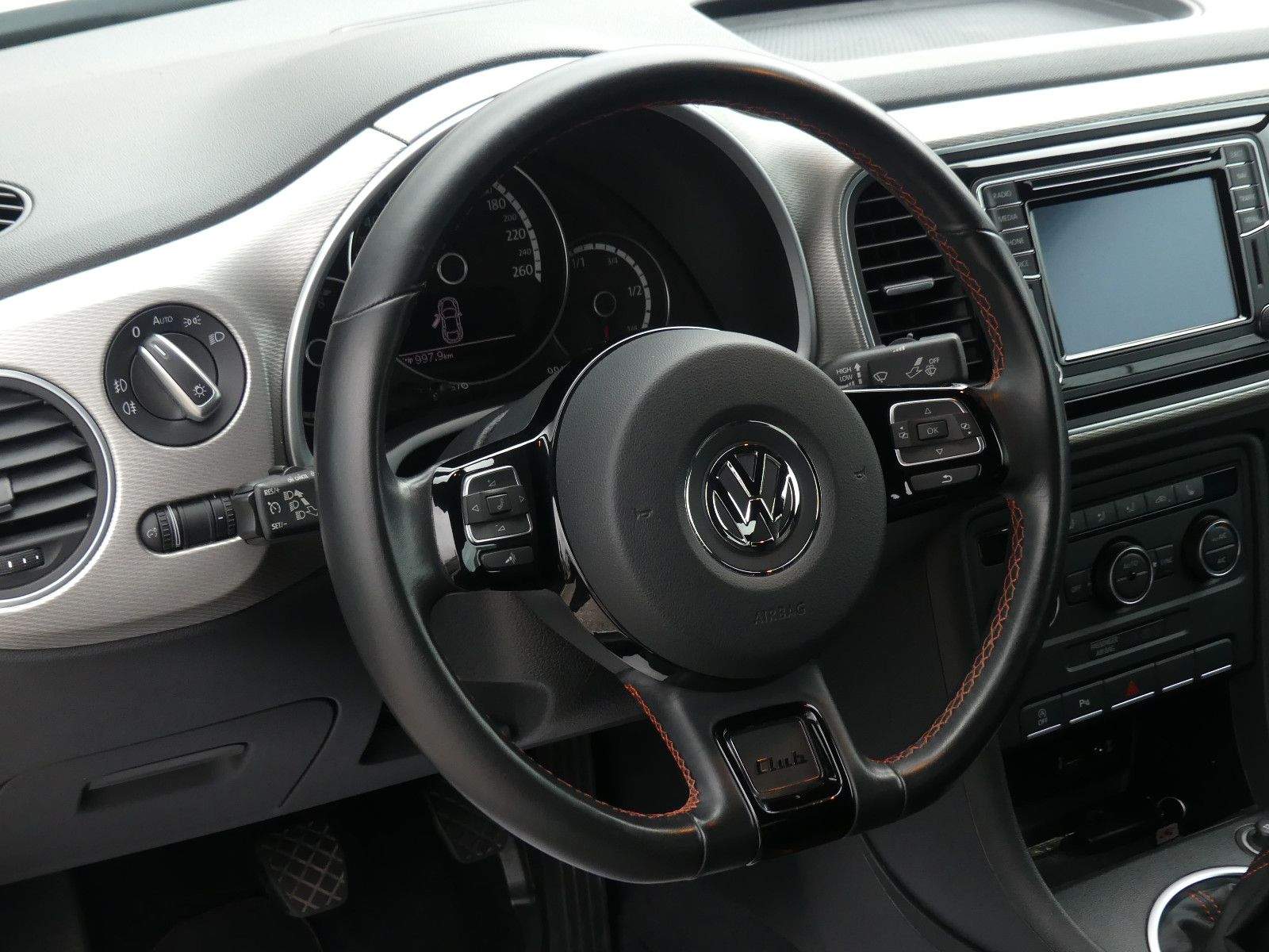 VW Beetle Käfer Club Design PDC Navi Tempo 2. Hand