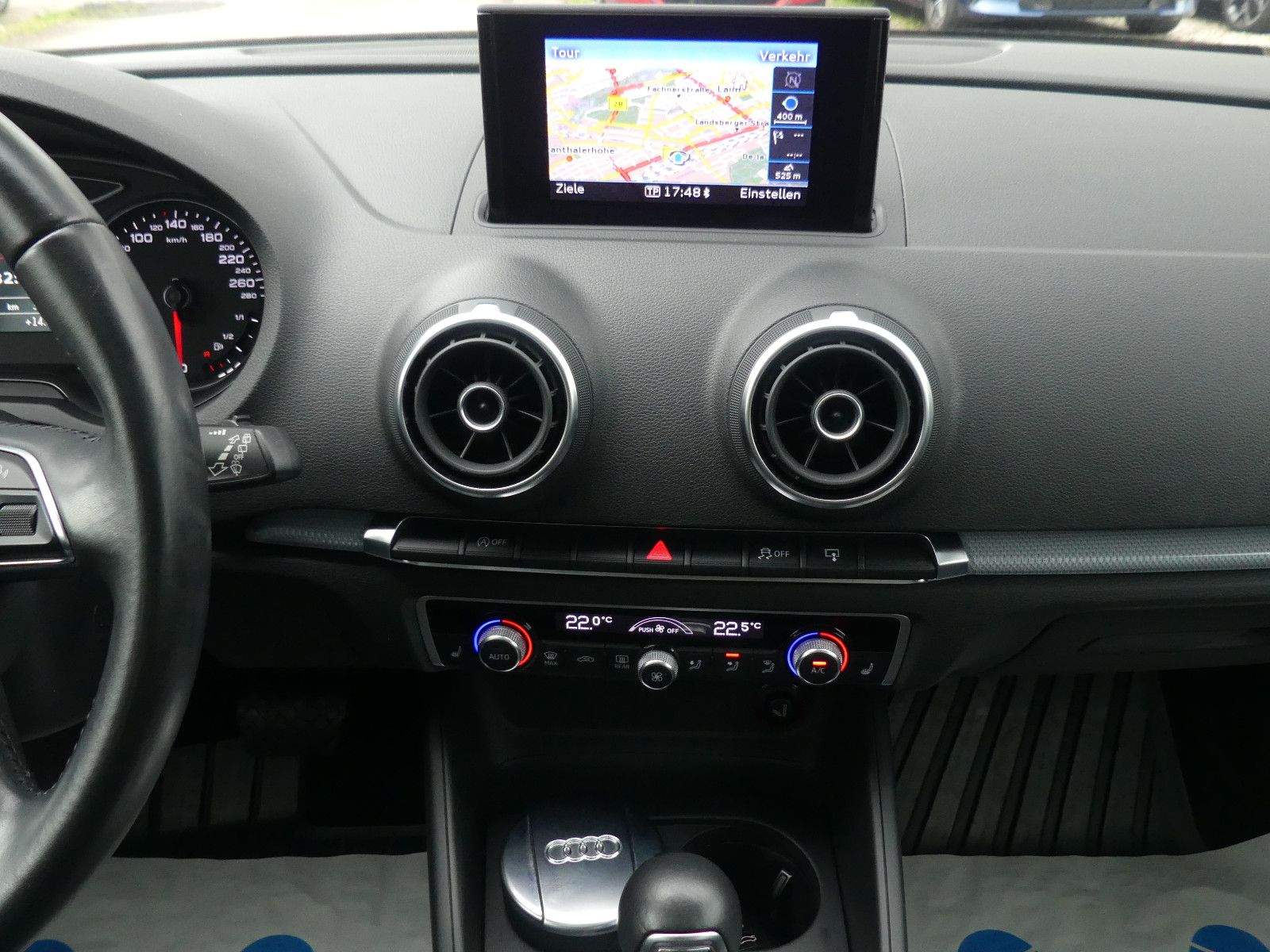 AUDI A3 Sportback Ambient Autom ACC Ultr Bi-Xen. Pano