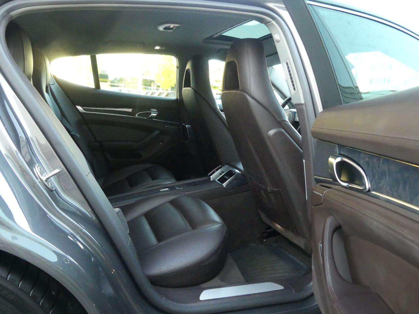 PORSCHE Panamera 4S Navi Kamera Bose Glasdach Xenon