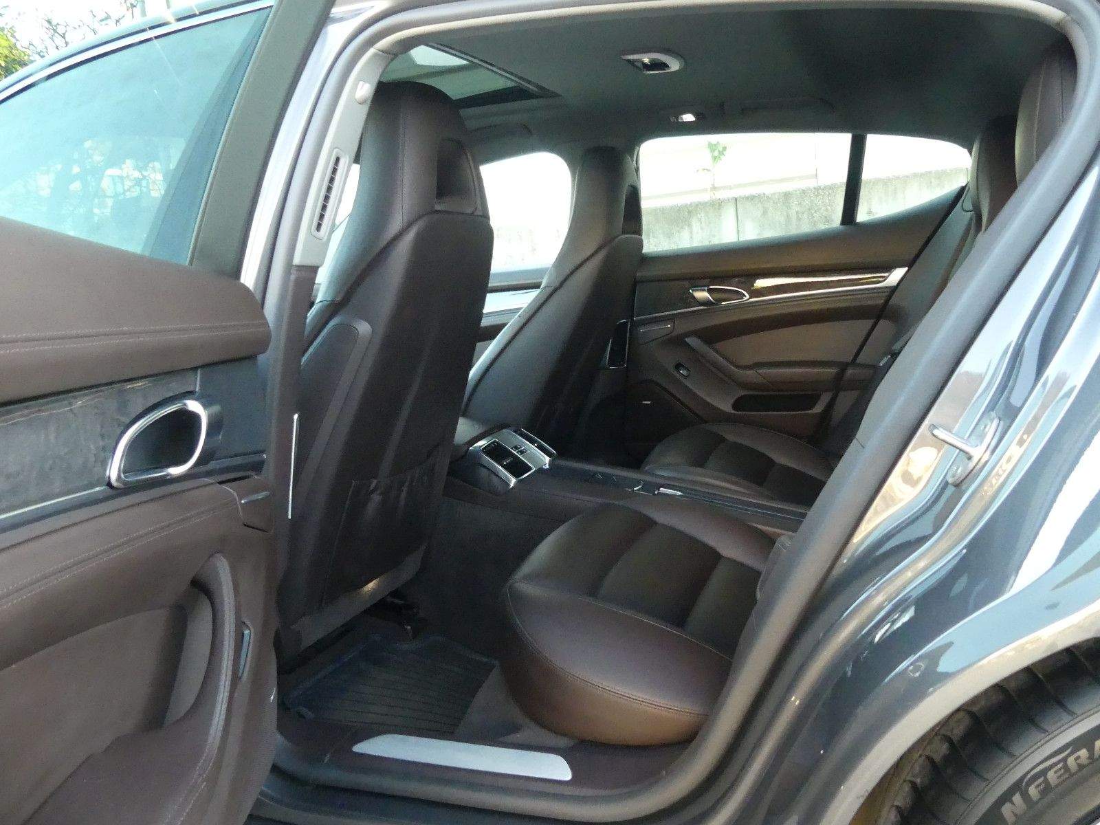 PORSCHE Panamera 4S Navi Kamera Bose Glasdach Xenon