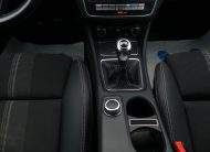 MERCEDES-BENZ GLA180 Urban Night LED PDC AHK Navi Tempomat