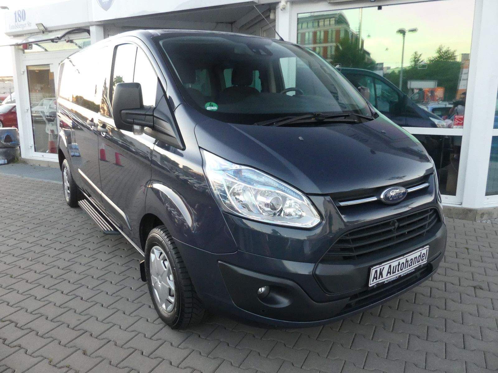 FORD Transit/Tourneo Custom Kombi 300 L2 Tourneo Tren