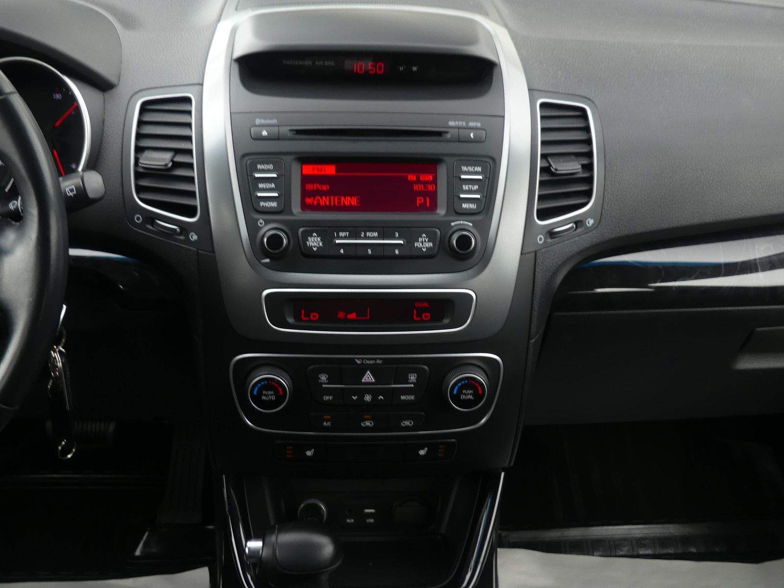 KIA Sorento 2.4 GDI AWD Automatik Kamera LED
