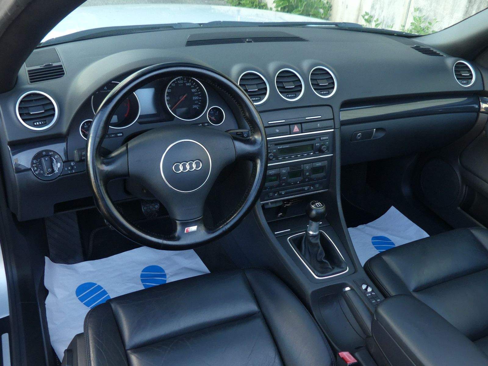 AUDI A4 2.4 V6 B6 Cabriolet S-Line Volleder Isofix