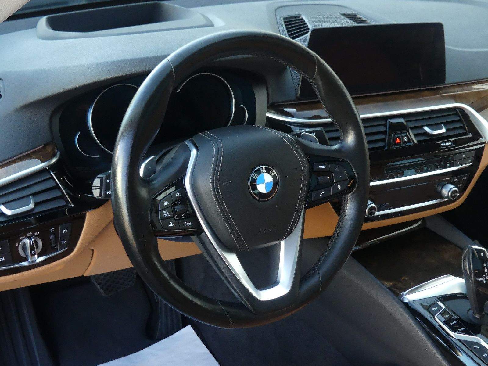 BMW 630d GT xDrive Sport Line AHK HUD Navi-Pro