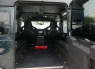 LAND ROVER Defender 90 E Kahn-Design Kam. Navi Klima Bluet.