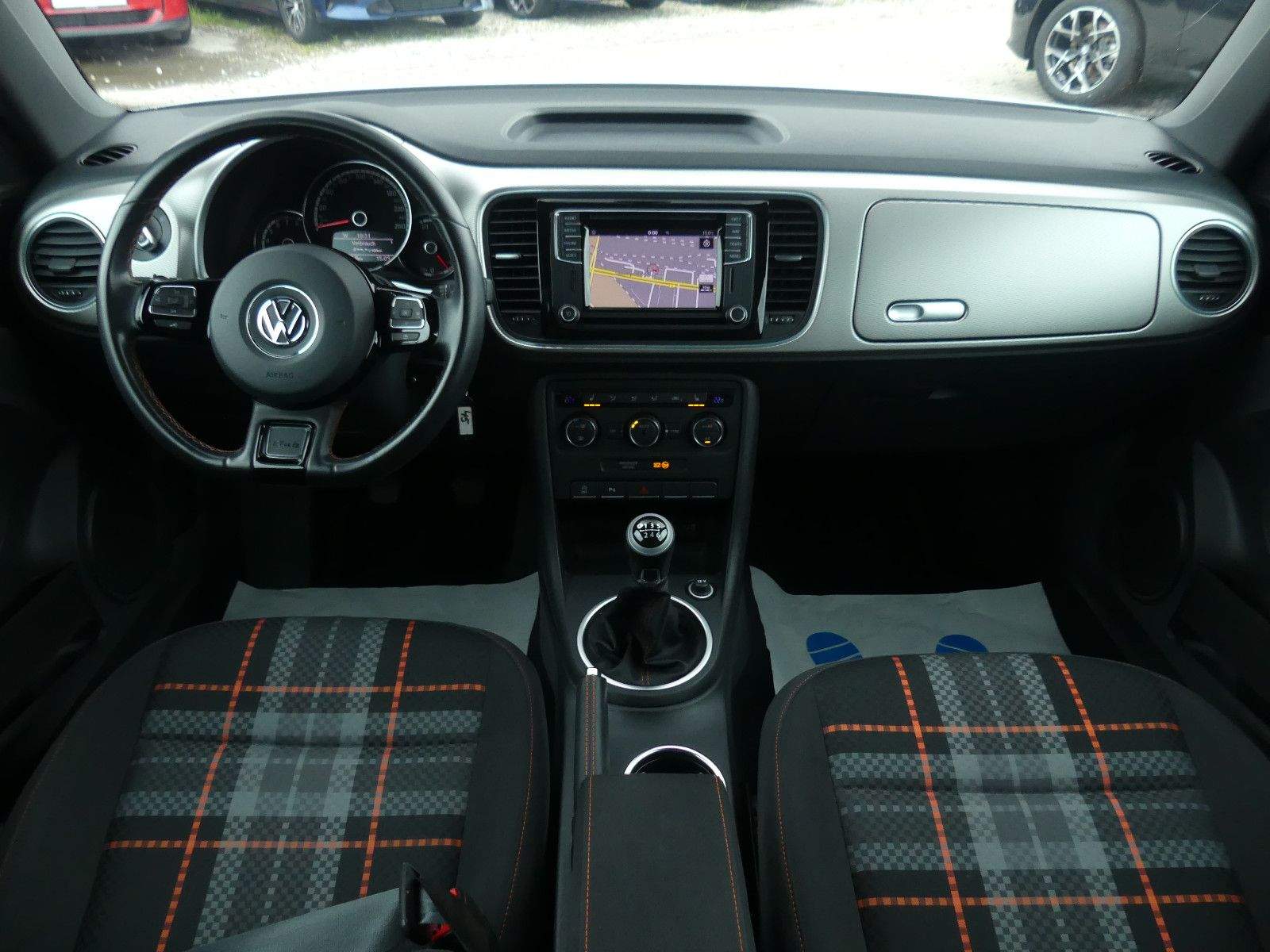 VW Beetle Käfer Club Design PDC Navi Tempo 2. Hand
