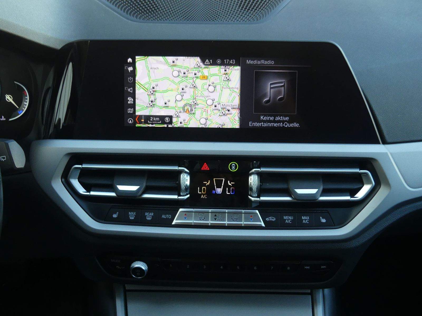BMW 320D Aut. Touring Advantage LED PDC ACC AHK Cam.
