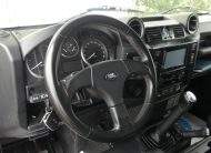 LAND ROVER Defender 90 E Kahn-Design Kam. Navi Klima Bluet.