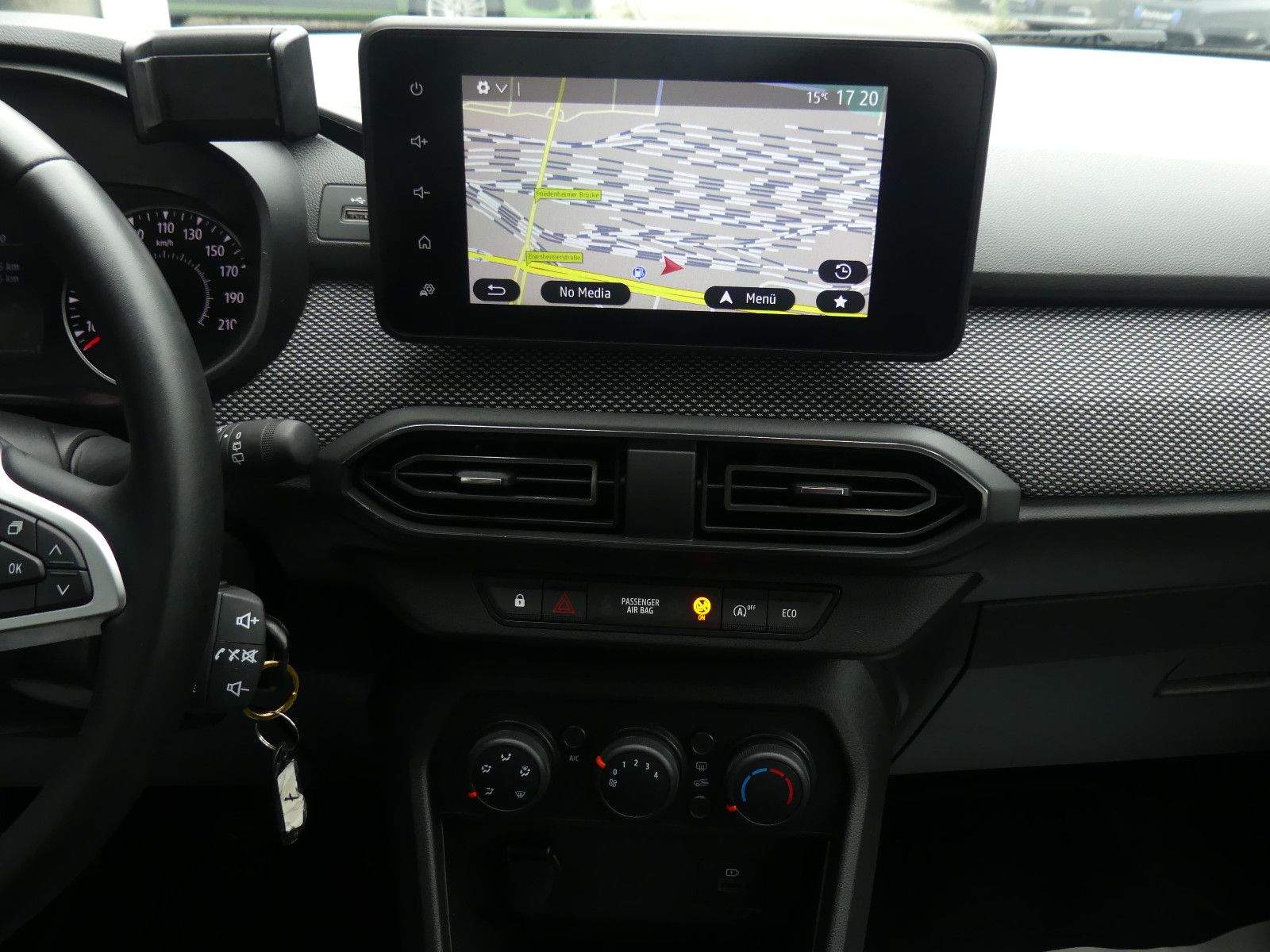 DACIA Sandero III Comfort TCe LED Kamera CarPlay Navi