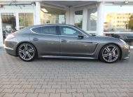 PORSCHE Panamera 4S Navi Kamera Bose Glasdach Xenon