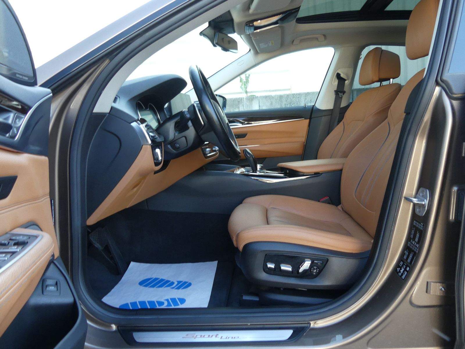 BMW 630d GT xDrive Sport Line AHK HUD Navi-Pro