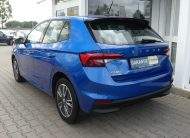 SKODA Fabia Tour Aut. LED PDC CarPlay Android Spürhalt