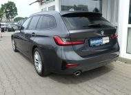 BMW 320D Aut. Touring Advantage LED PDC ACC AHK Cam.