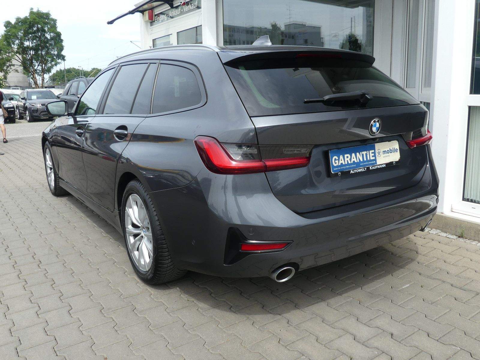 BMW 320D Aut. Touring Advantage LED PDC ACC AHK Cam.