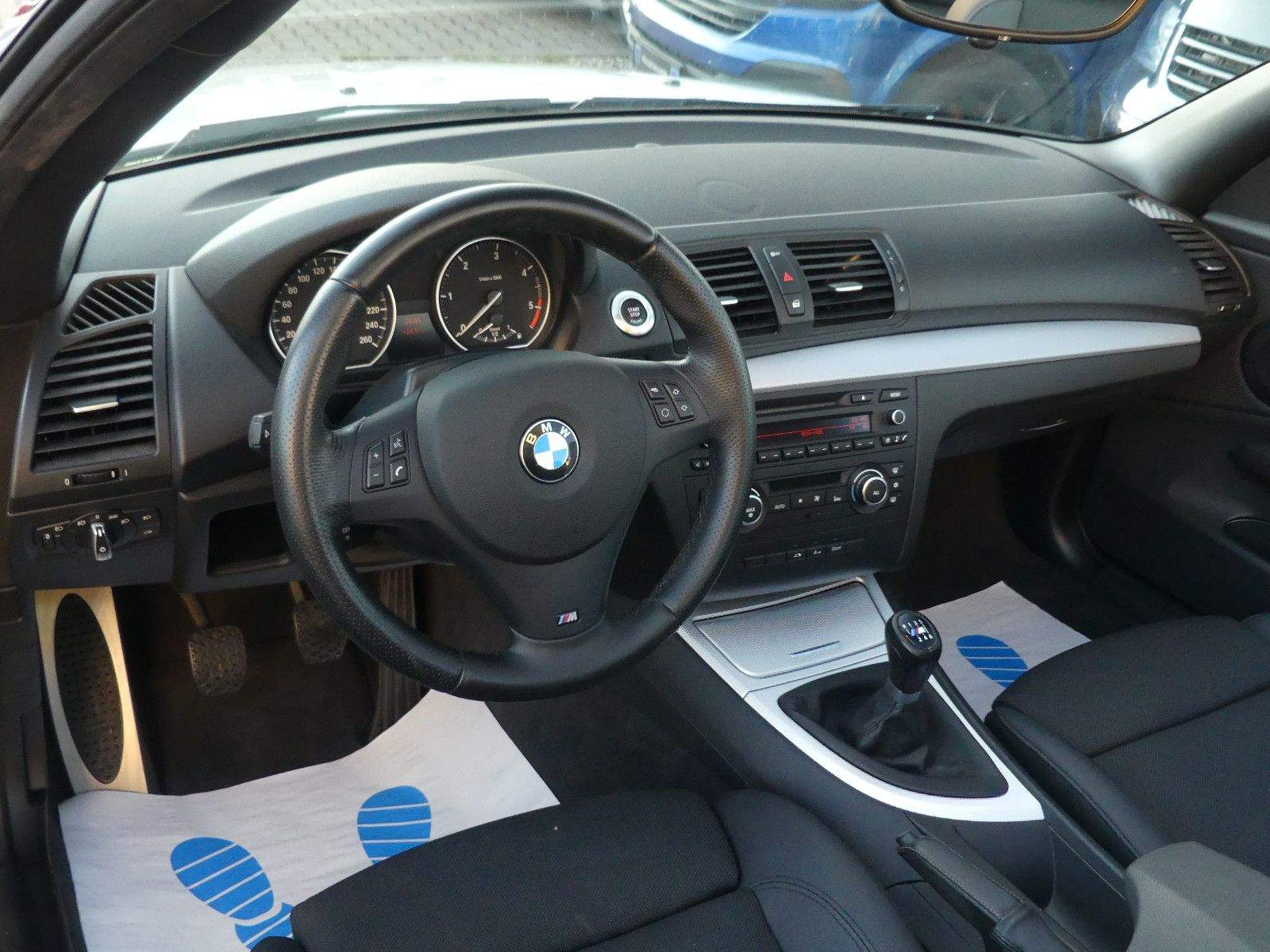 BMW 120d Cabrio M-Sport PDC Temp. Alarm