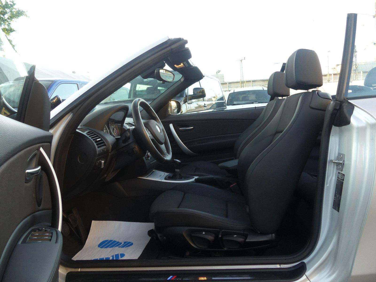 BMW 120d Cabrio M-Sport PDC Temp. Alarm